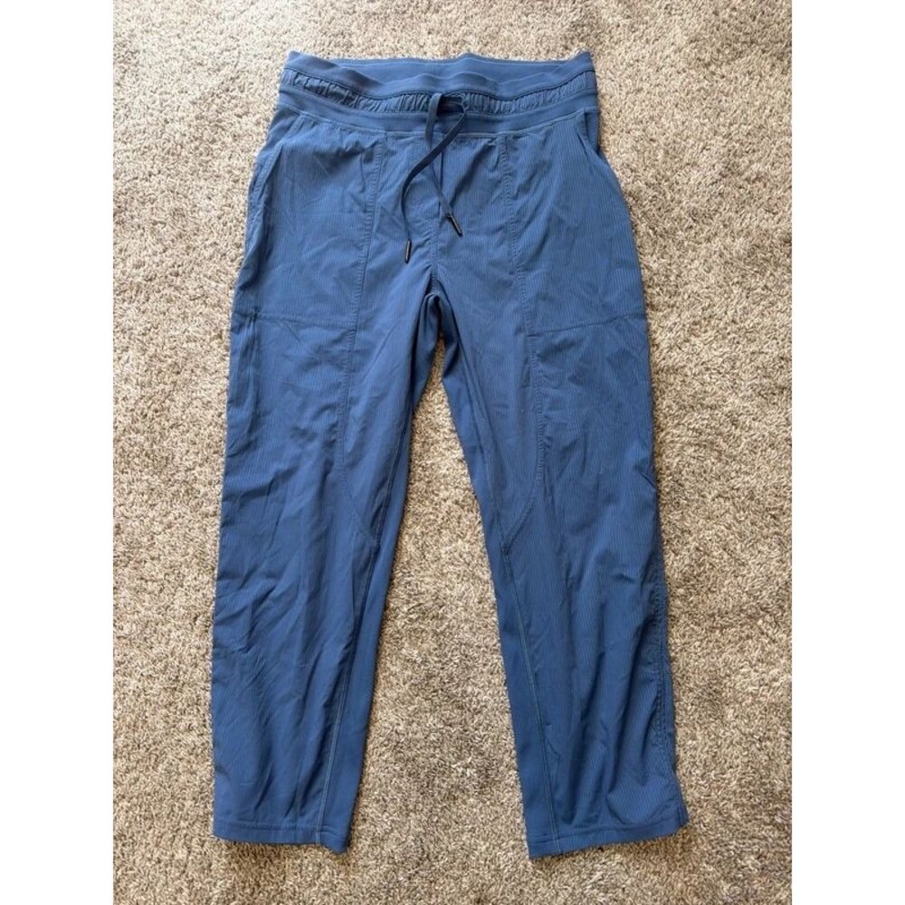 Lululemon Size 8 Dance Studio Pants